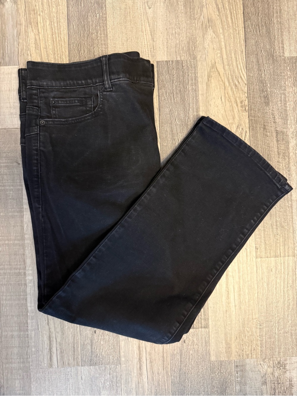 torrid Black Straight-Leg Jeans 22S
